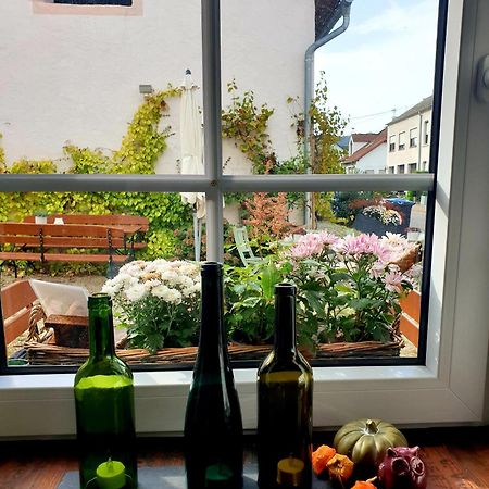 Zur Alten Rebe Ferienhaus Und Weingut Konz Eksteriør bilde